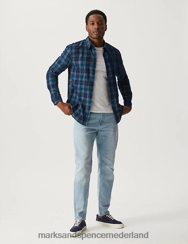 Marks & Spencer Heren Stretchjeans met taps toelopende pasvorm poeder blauw kleding N8VZP7027