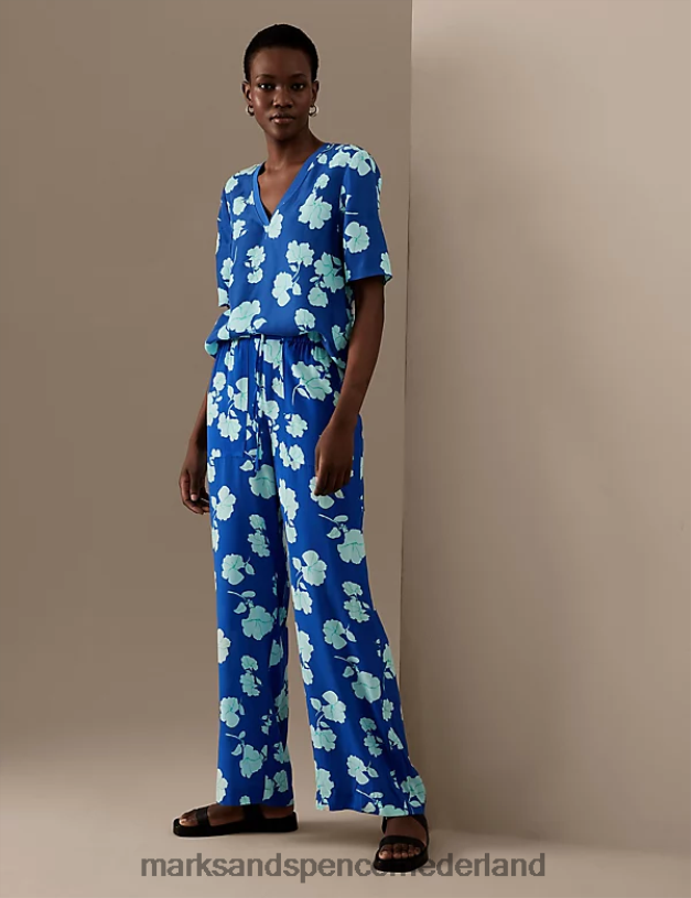 Marks & Spencer vrouwen blouse met cupro-rijke print en v-hals blauw mengsel kleding N8VZP1536