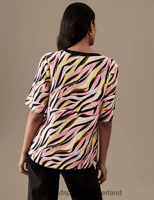 Marks & Spencer vrouwen blouse met cupro-rijke print en v-hals lichtroze mix kleding N8VZP1871