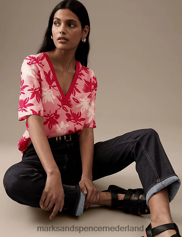 Marks & Spencer vrouwen blouse met cupro-rijke print en v-hals roze mix kleding N8VZP1872